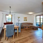 Dirnberg 5* Amerang
