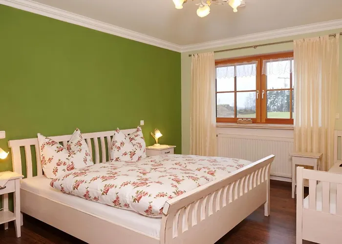 Dirnberg بيت ضيافة 5*